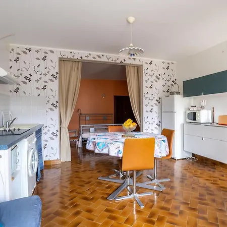 公寓 La Barberie Saint-Martial-de-Vitaterne